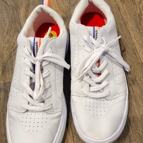 Speedo tennis shoes - Picture 1 of 5